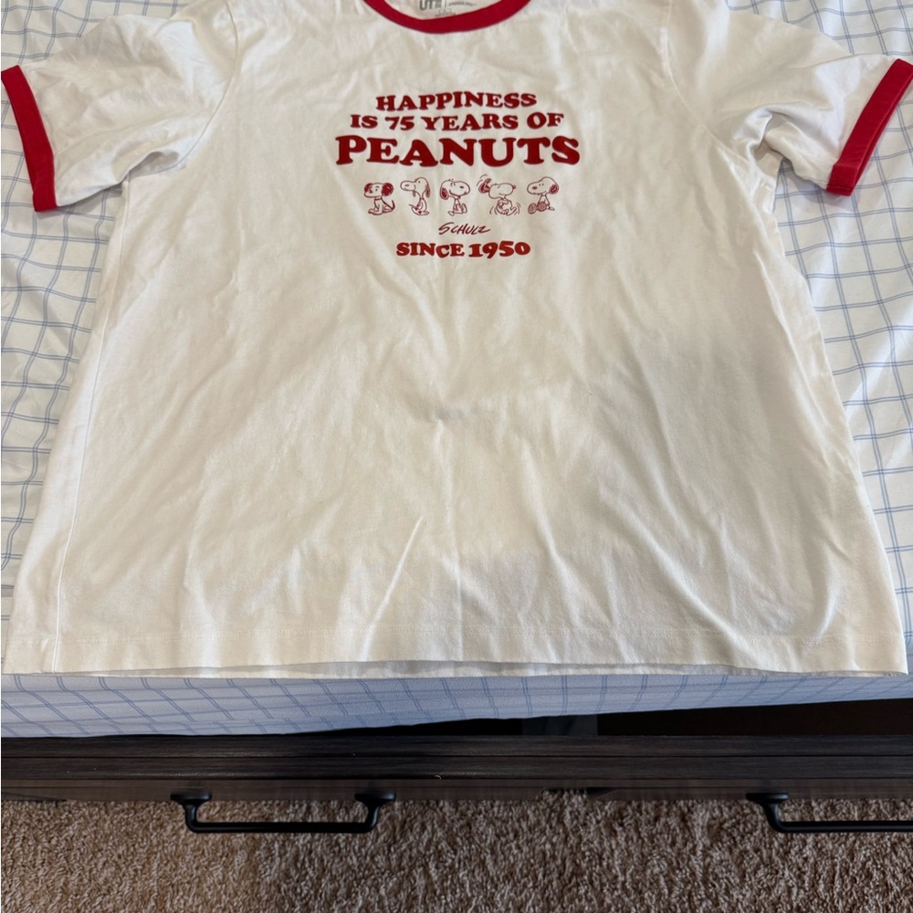 Uniqlo Peanuts 75th Anniversary T-Shirt unisex size large